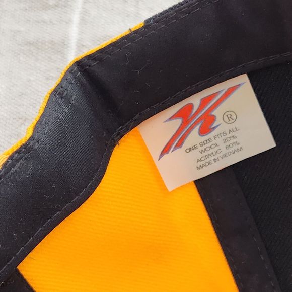 Tennessee Vols Cap Hat Strap Back Black Yellow Logo Football Mens OSFA Wool - Picture 10 of 11